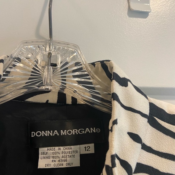 Jacket - Picture 3 of 3